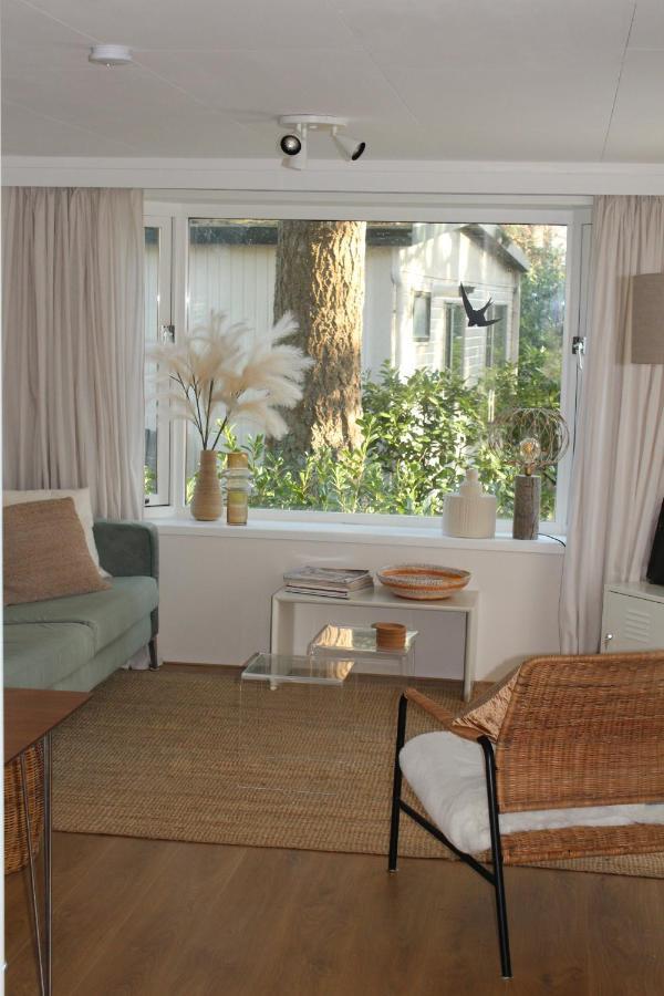 Sfeervol Vakantiehuisje In Bosrijke Omgeving 福尔登 外观 照片
